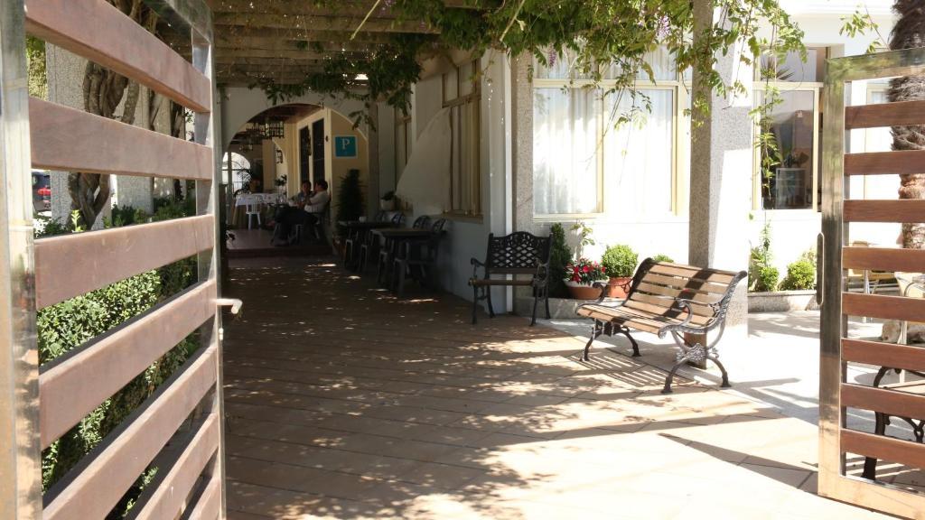 Hostal Antolin Redondela Exterior photo