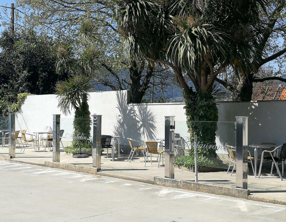 Hostal Antolin Redondela Exterior photo
